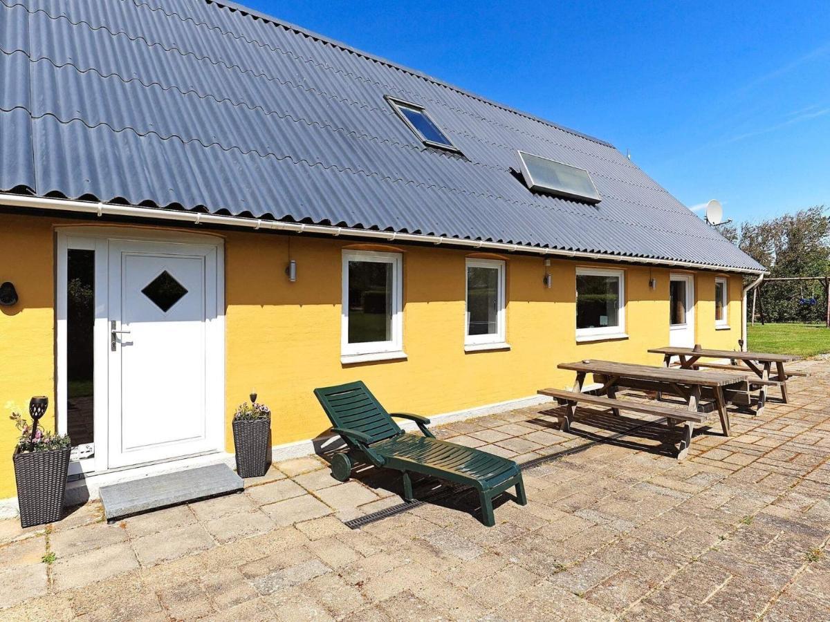 10 Person Holiday Home In Vinderup Exterior photo